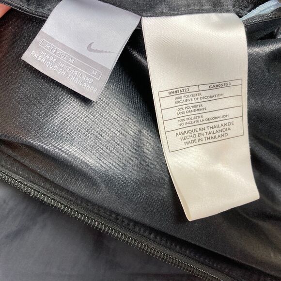 Nike Women’s Reversible Padded Jacket Size M Black Medium Weight Full Zip - Picture 7 of 8